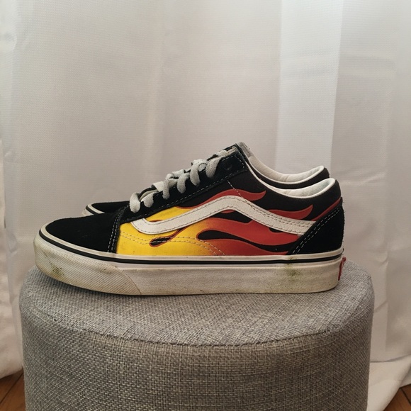 Vans - Picture 3 of 5
